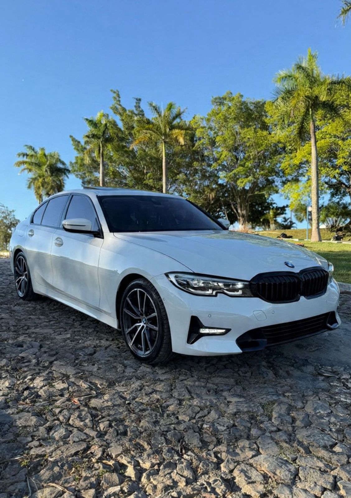 BMW 320i Sport GP 2022/2022 - Miniatura 3