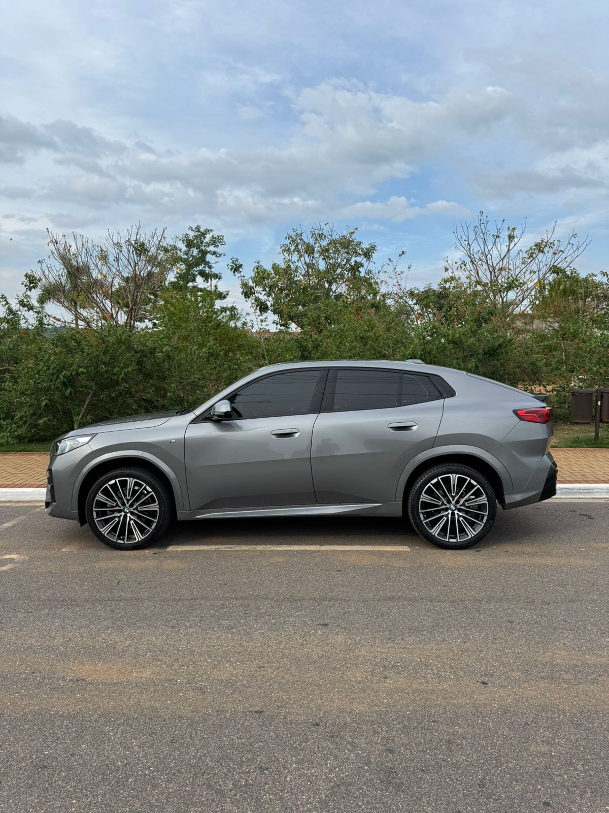 BMW X2 XDrive20i M Sport 2024 - Miniatura 12