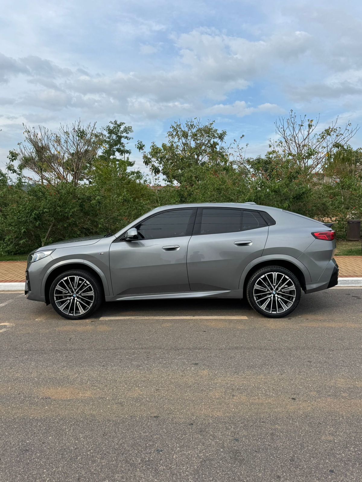 BMW X2 XDrive20i M Sport 2024 - Miniatura 18