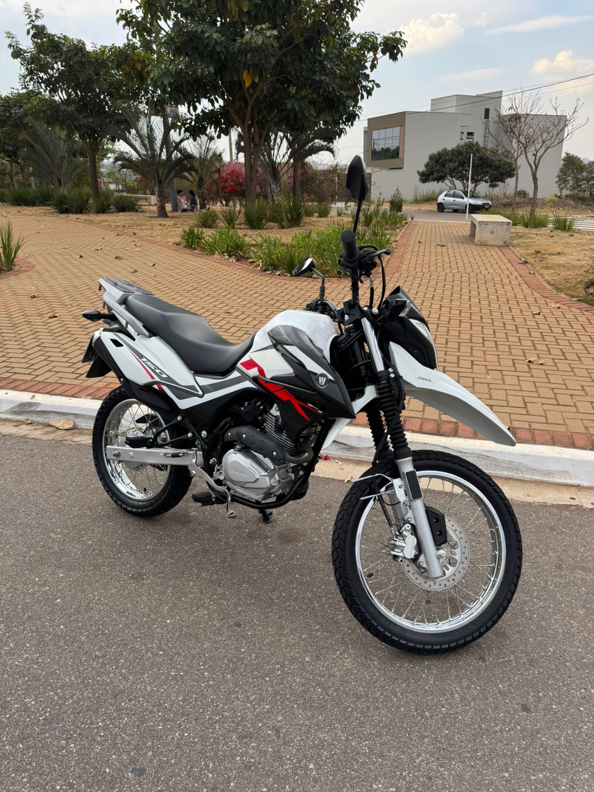 Honda NK 150 JTZ 2023 - Miniatura 6