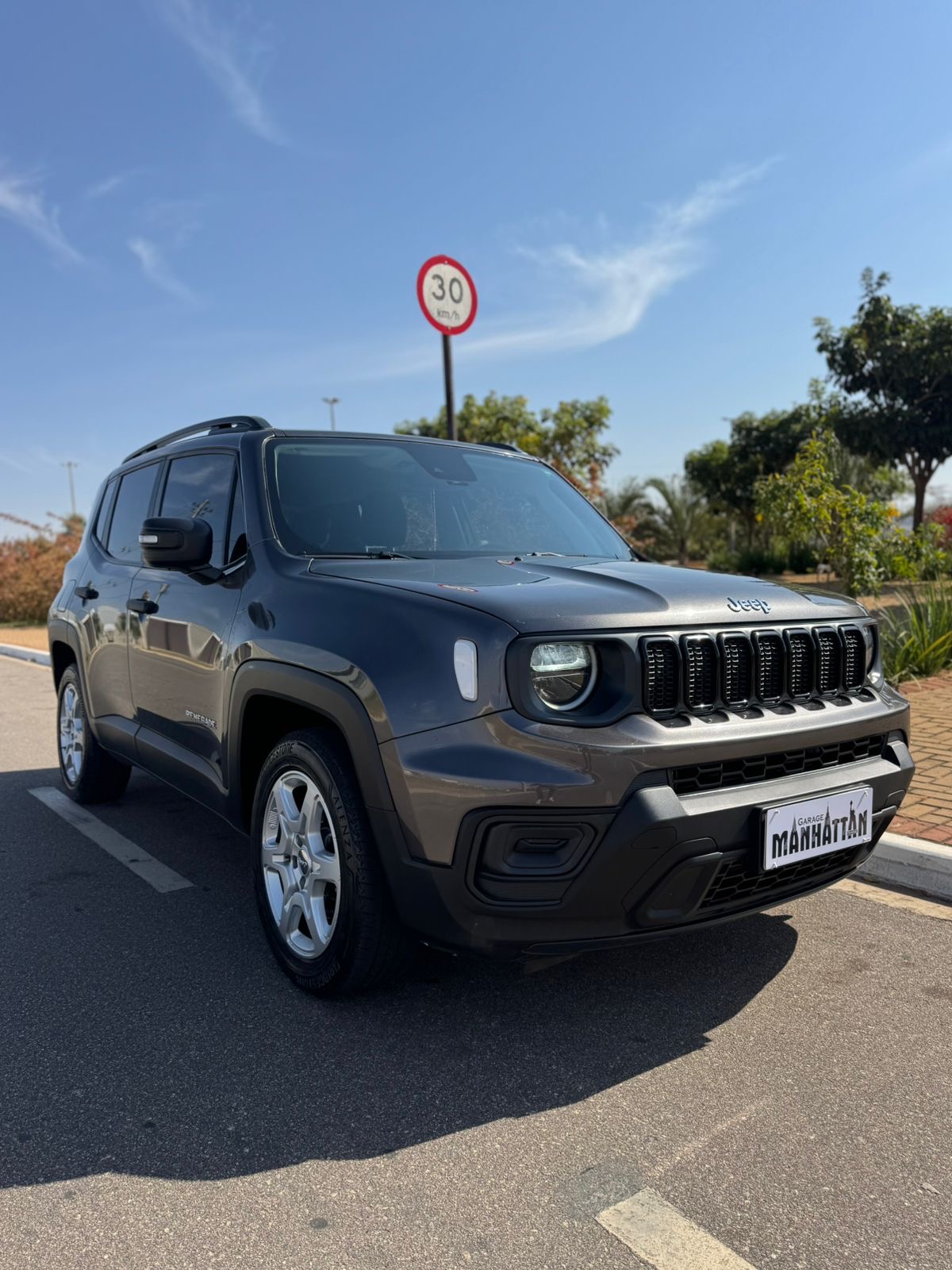 Jeep Renegade T270 Sport 1.3 Turbo 2023 - Miniatura 2