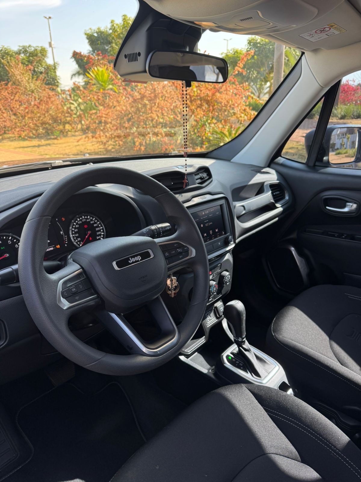 Jeep Renegade T270 Sport 1.3 Turbo 2023 - Miniatura 18