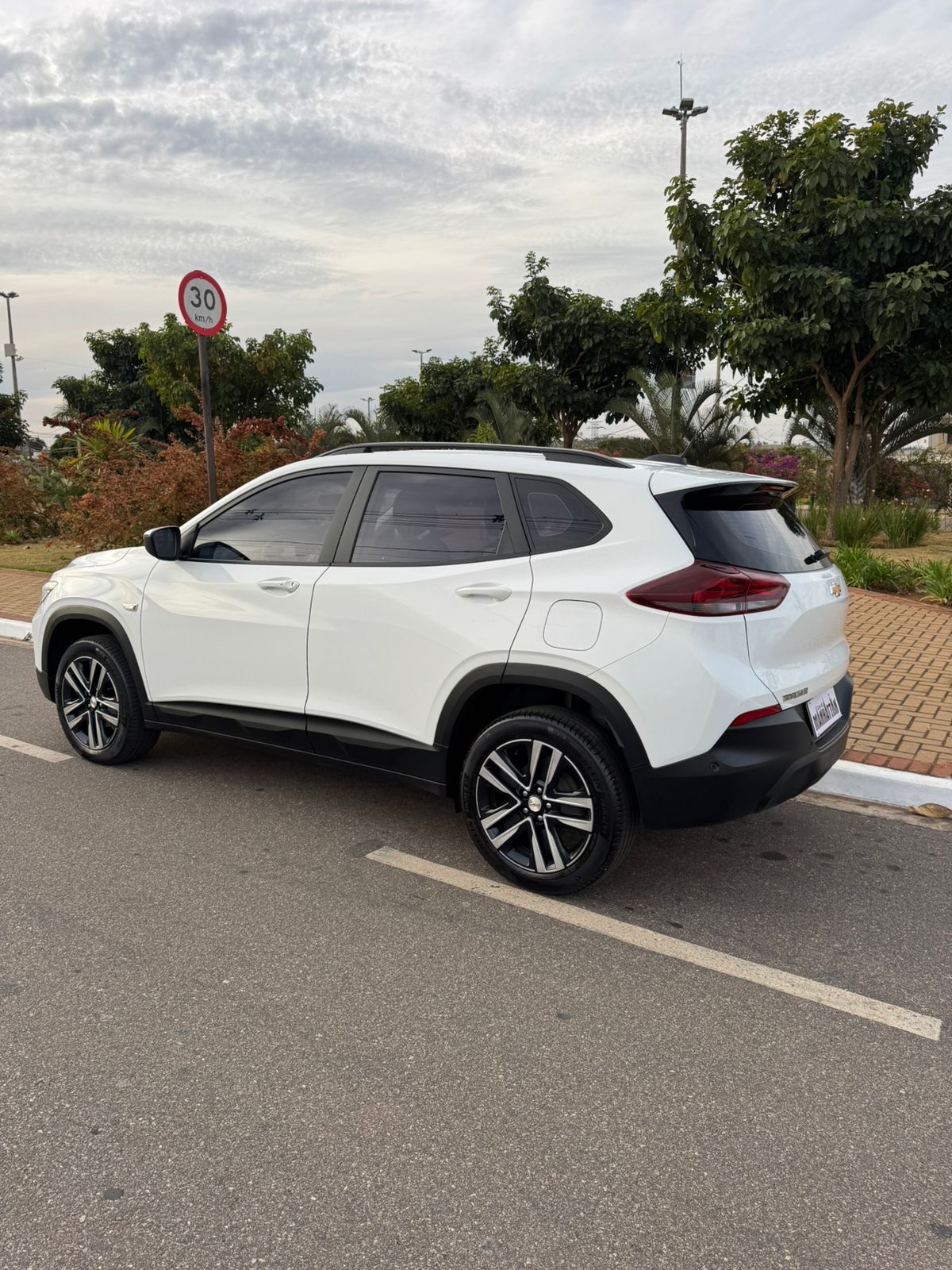 Chevrolet Tracker LT 1.0 Turbo 2023 - Miniatura 2